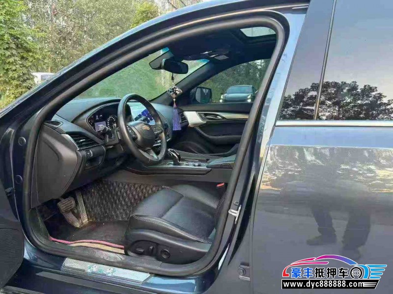 21年凯迪拉克CT5轿车抵押车出售