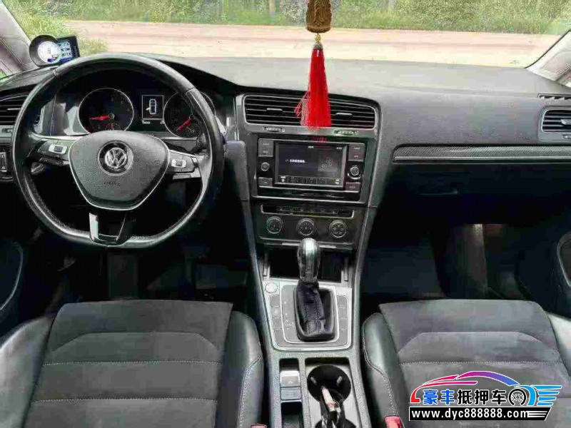 18年大众高尔夫轿车抵押车出售
