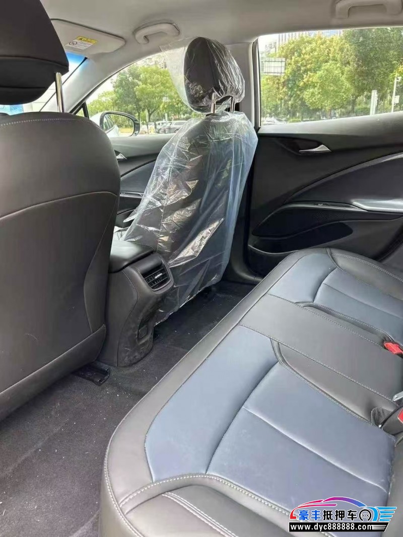 24年别克微蓝轿车抵押车出售