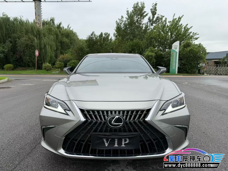 24年雷克萨斯ES轿车抵押车出售