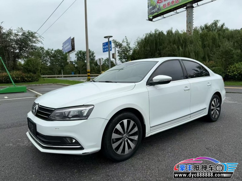 16年大众速腾轿车抵押车出售