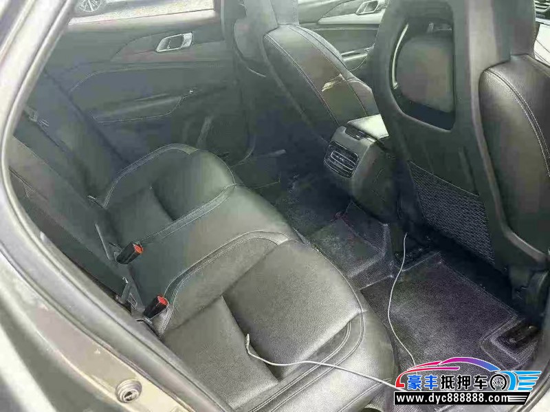 21年领克03轿车抵押车出售