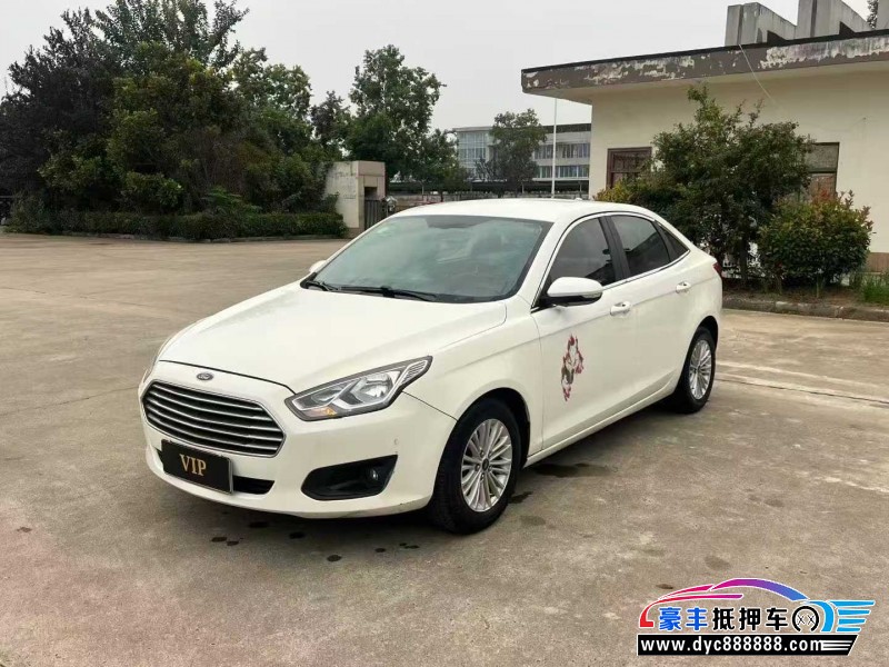 17年福特福睿斯轿车抵押车出售