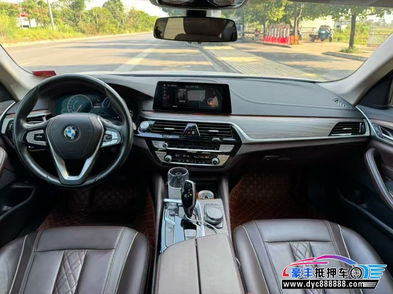 19年宝马5系轿车抵押车出售