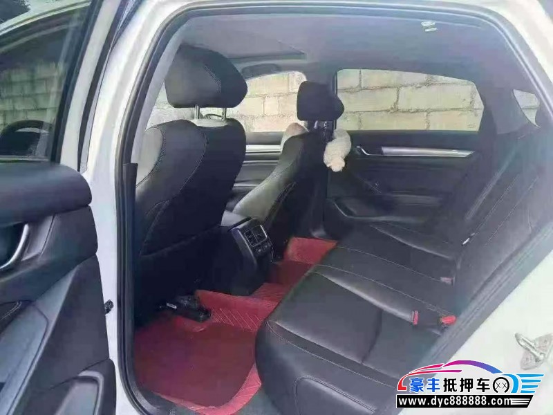 22年本田雅阁轿车抵押车出售