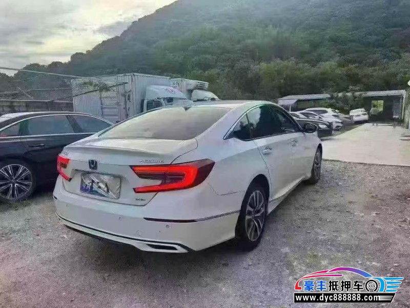 22年本田雅阁轿车抵押车出售