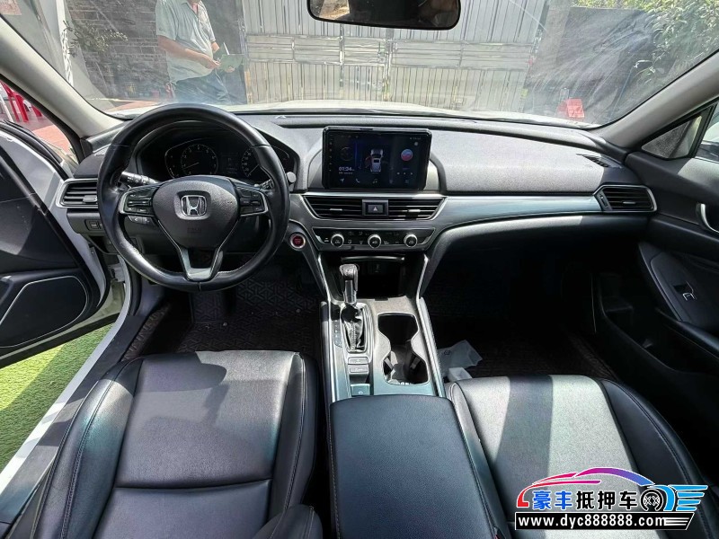 19年本田雅阁轿车抵押车出售