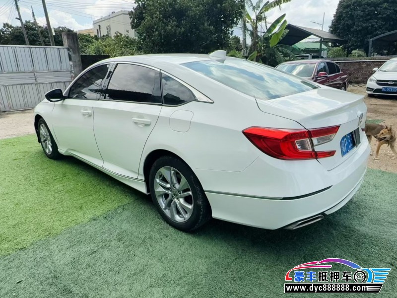 19年本田雅阁轿车抵押车出售