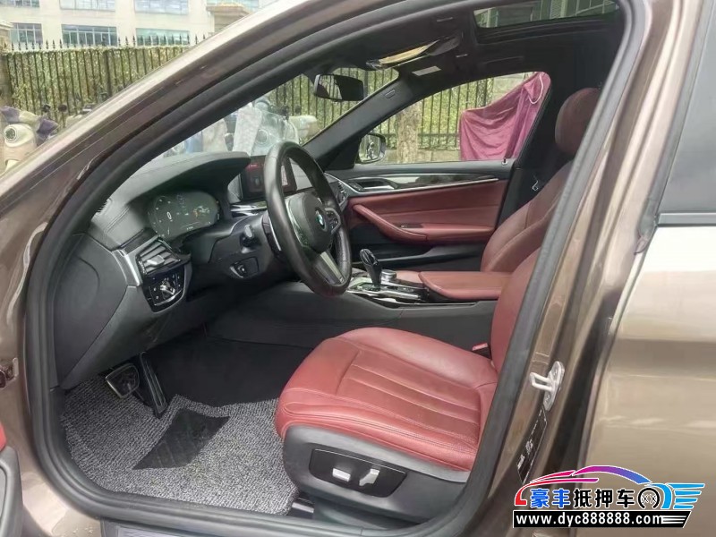 19年宝马5系轿车抵押车出售