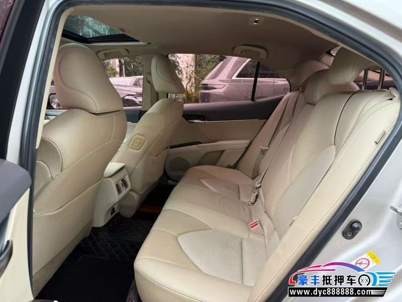 19年丰田凯美瑞轿车抵押车出售