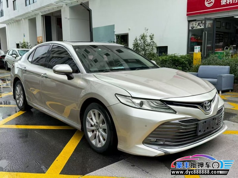 19年丰田凯美瑞轿车抵押车出售