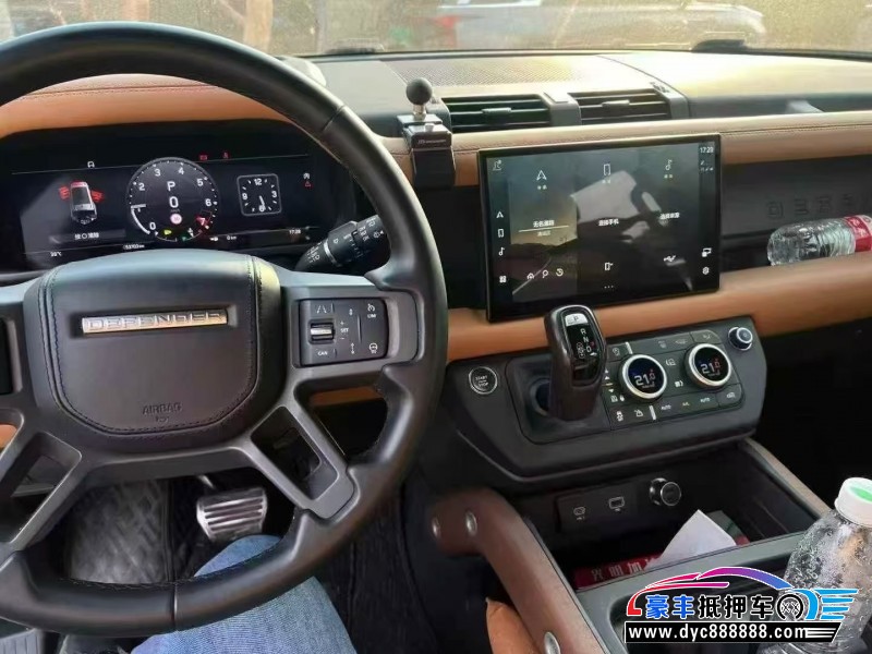 23年路虎卫士轿车抵押车出售