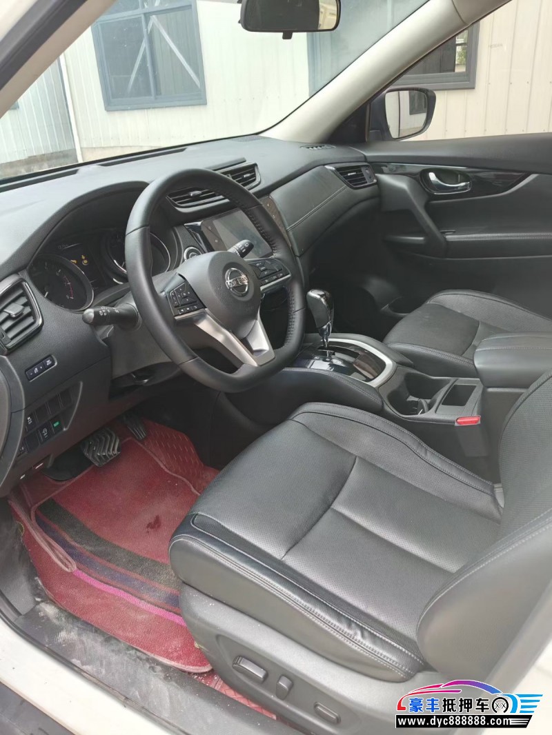 20年日产奇骏SUV抵押车出售