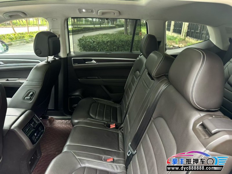 22年大众途昂轿车抵押车出售