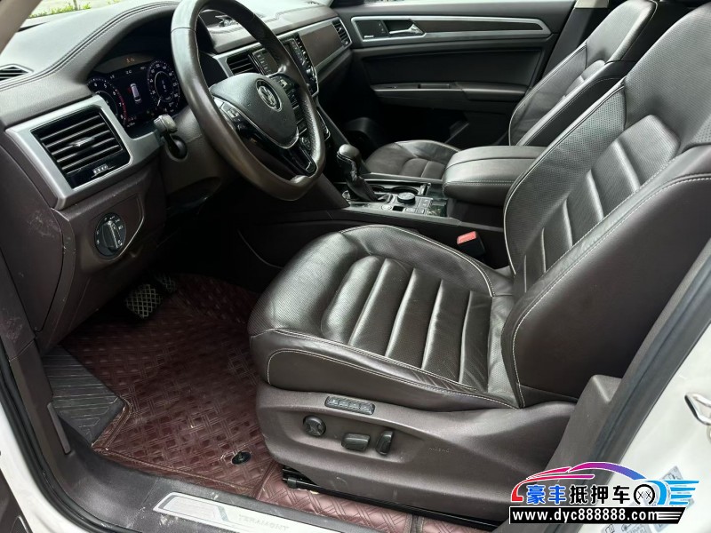 22年大众途昂轿车抵押车出售