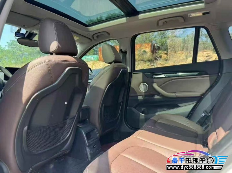 22年宝马X1SUV抵押车出售