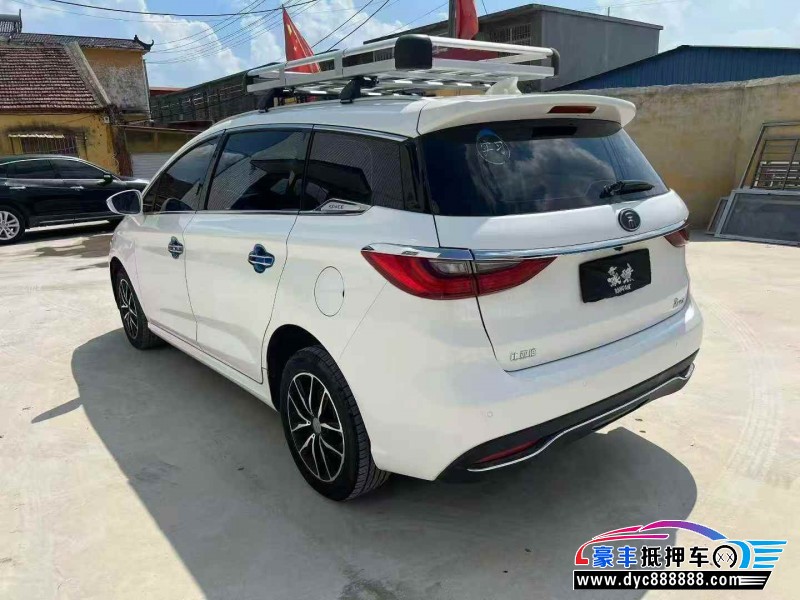 19年比亚迪宋轿车抵押车出售