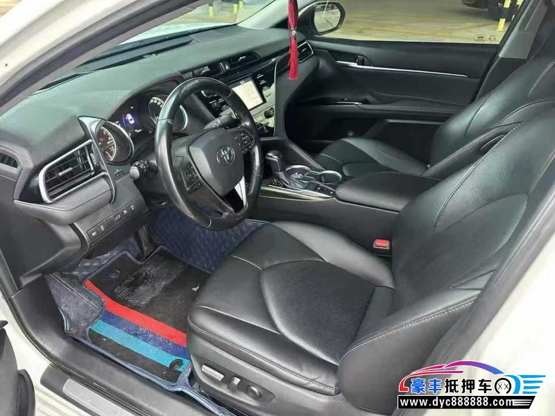 19年丰田凯美瑞轿车抵押车出售