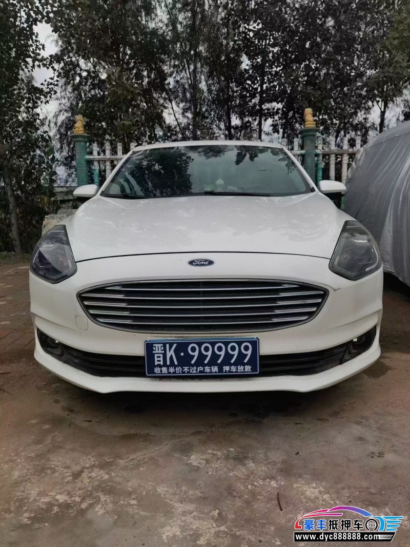 20年福特福睿斯轿车抵押车出售