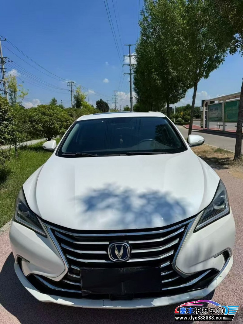 18年长安逸动轿车抵押车出售