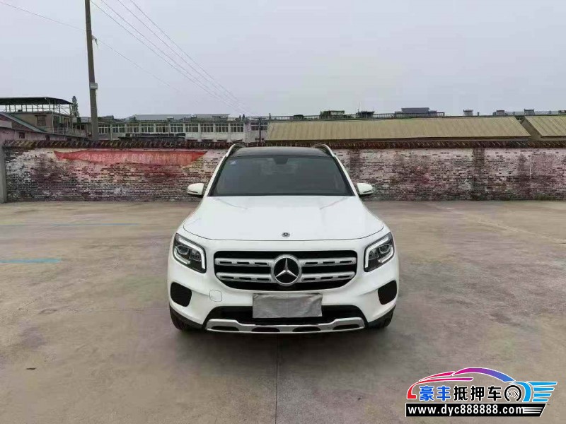 22年奔驰GLB轿车抵押车出售