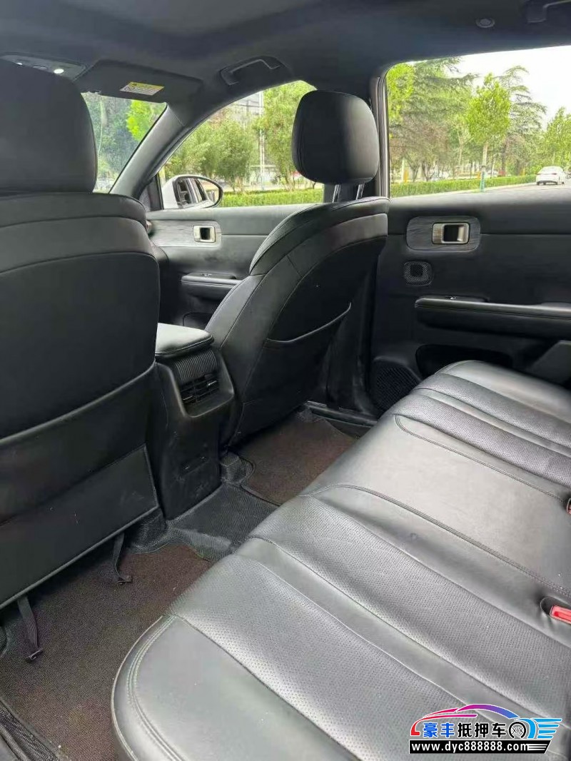 24年五菱星光轿车抵押车出售