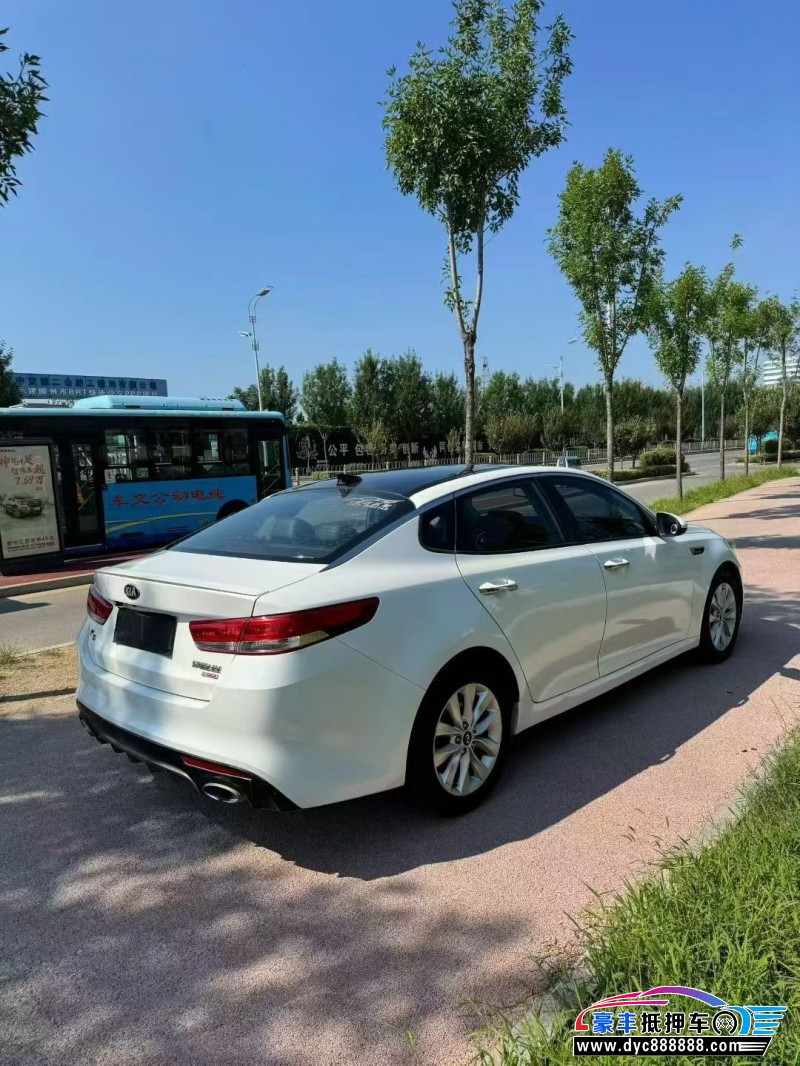 16年起亚K5轿车抵押车出售