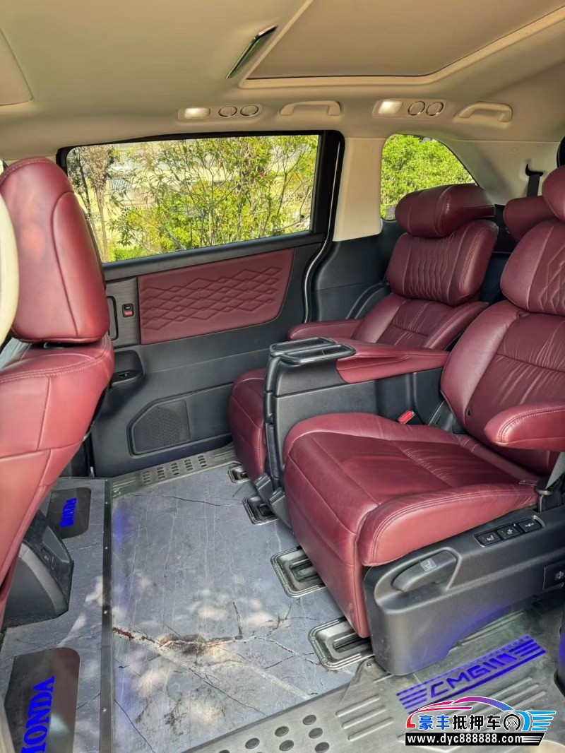 23年本田艾力绅轿车抵押车出售