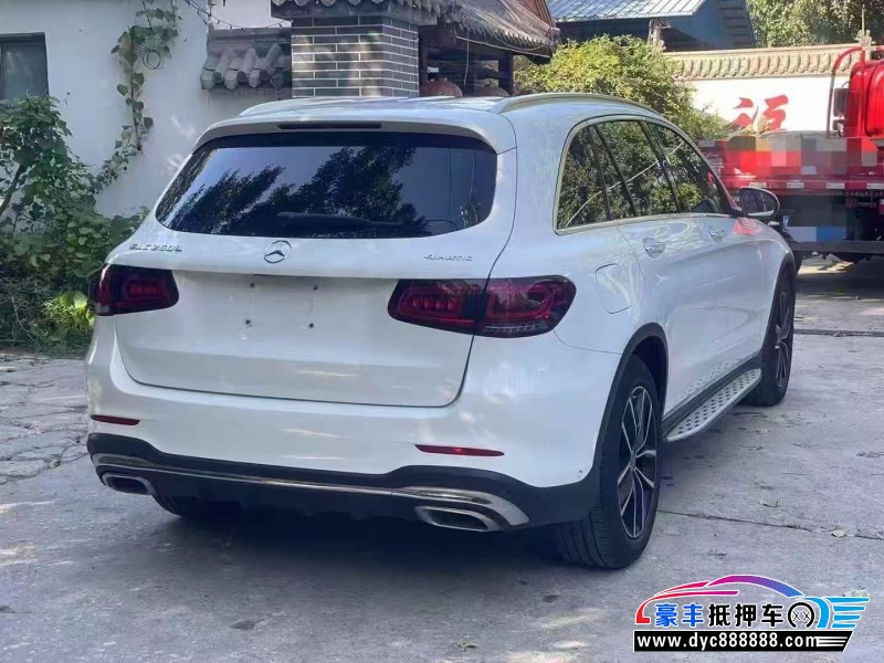 20年奔驰GLC轿车抵押车出售