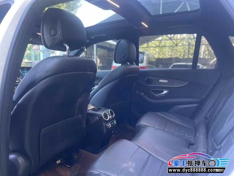 20年奔驰GLC轿车抵押车出售