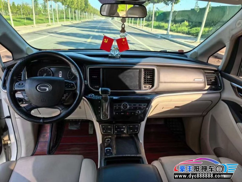 18年传祺M8轿车抵押车出售