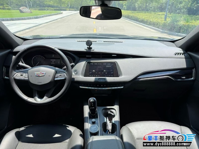 21年凯迪拉克XT4SUV抵押车出售