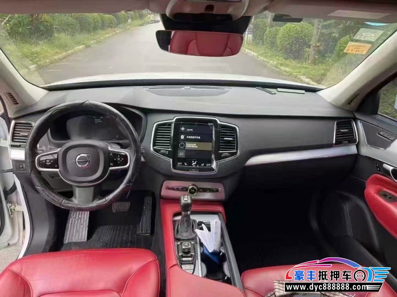 17年沃尔沃XC90轿车抵押车出售
