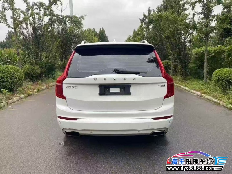 17年沃尔沃XC90轿车抵押车出售