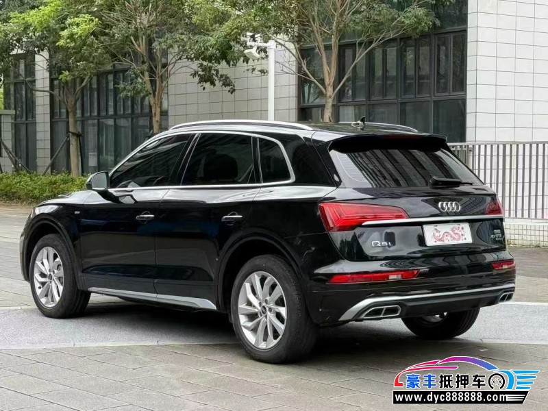 23年奥迪Q5轿车抵押车出售