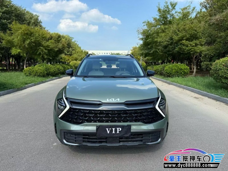 22年起亚狮铂拓界轿车抵押车出售