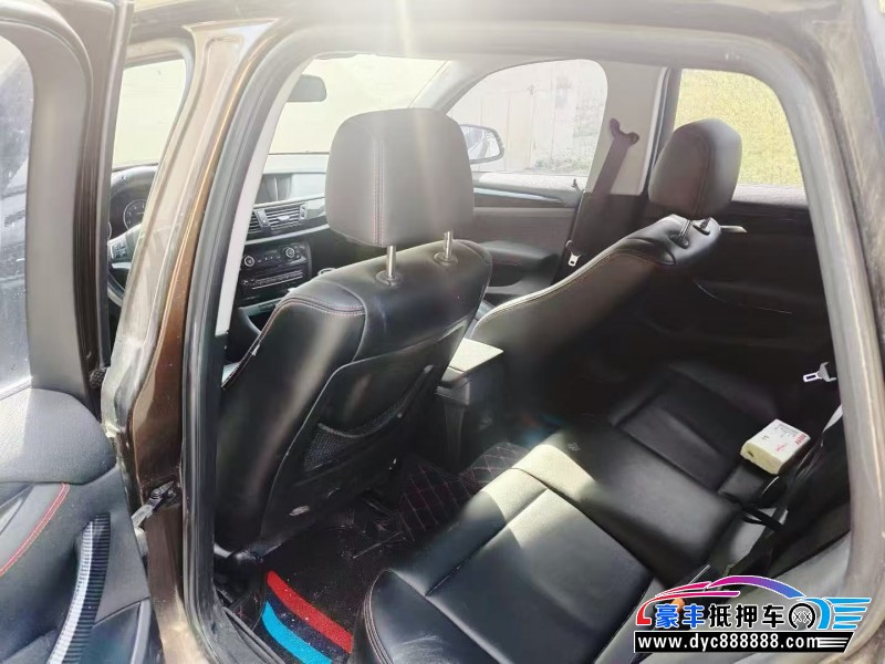 14年宝马X1轿车抵押车出售