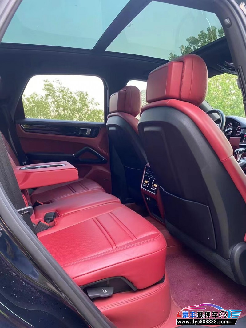 23年保时捷卡宴轿车抵押车出售