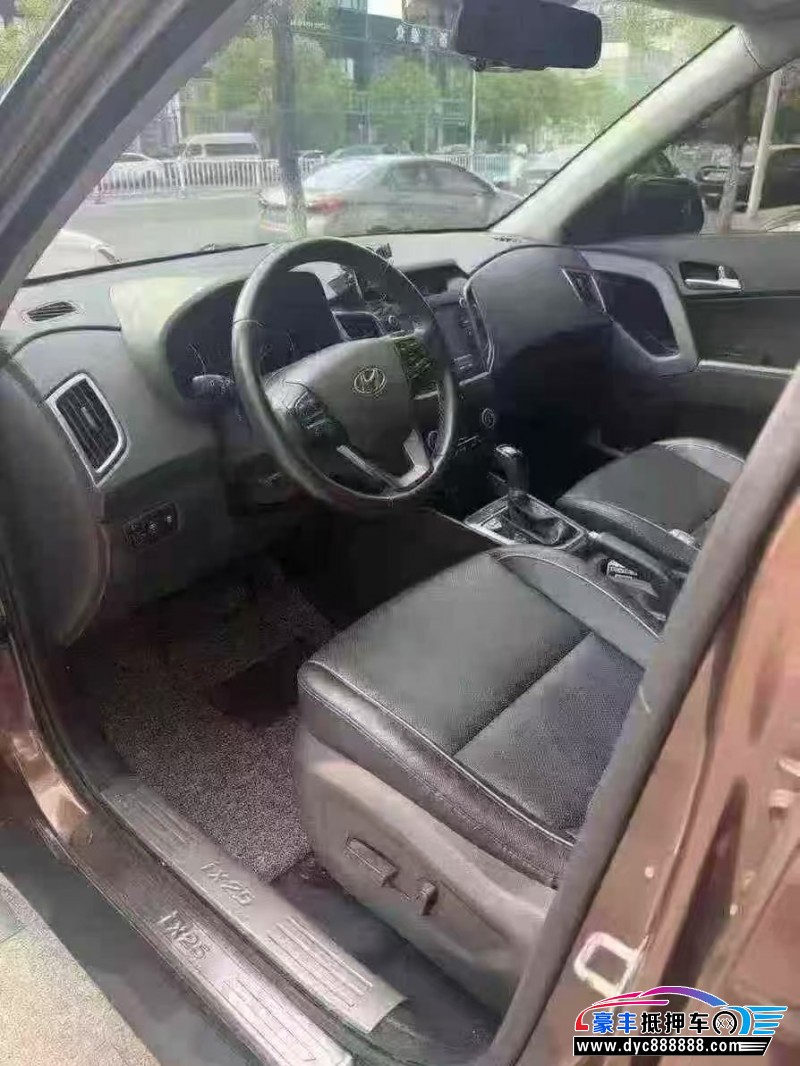 15年现代ix25SUV抵押车出售