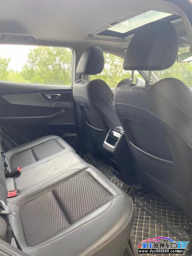 23年奇瑞瑞虎5x轿车抵押车出售