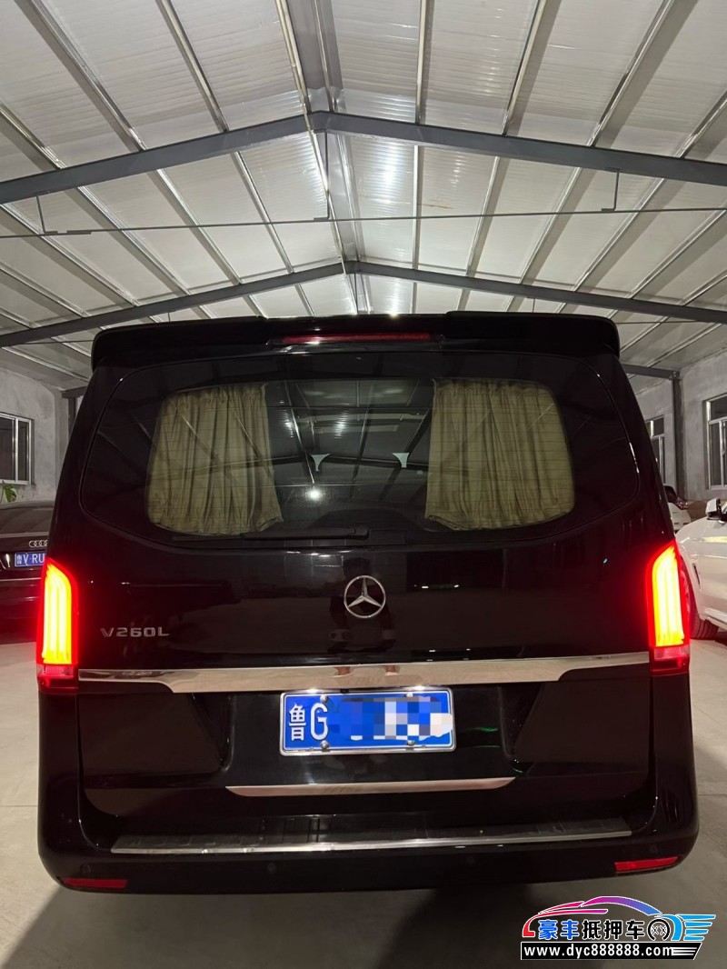 21年奔驰V轿车抵押车出售