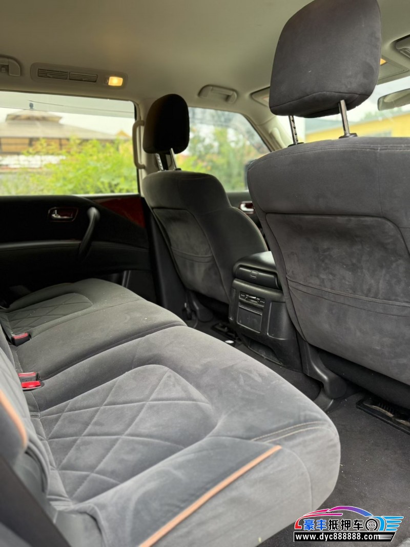 19年日产途乐轿车抵押车出售