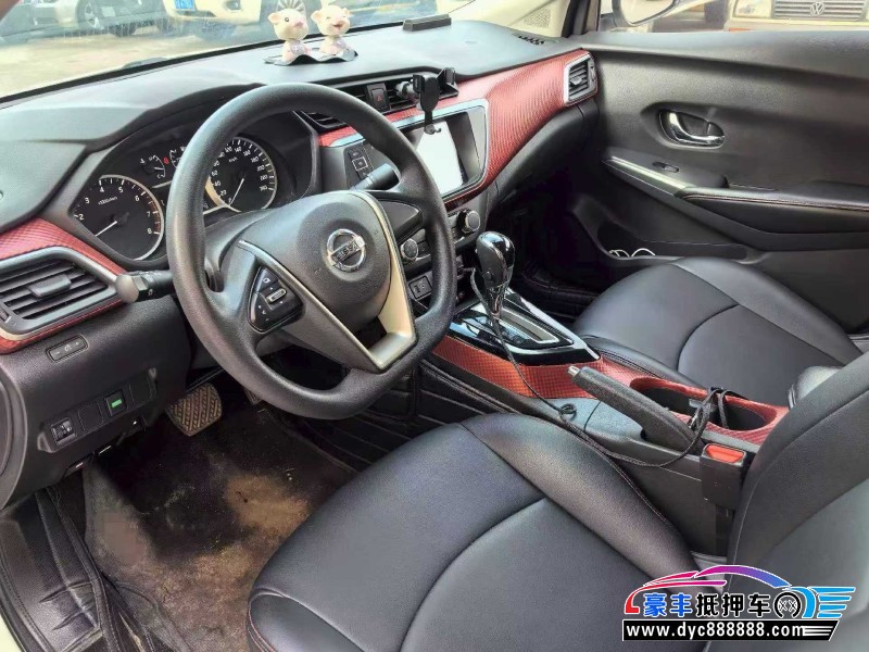 19年日产蓝鸟轿车抵押车出售