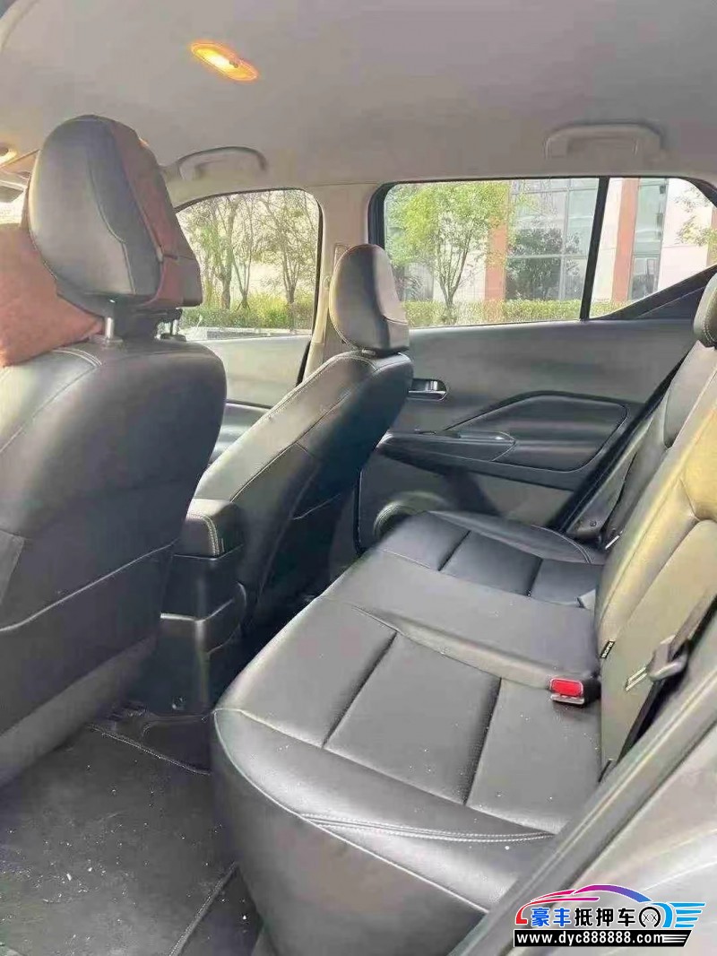 21年日产劲客轿车抵押车出售