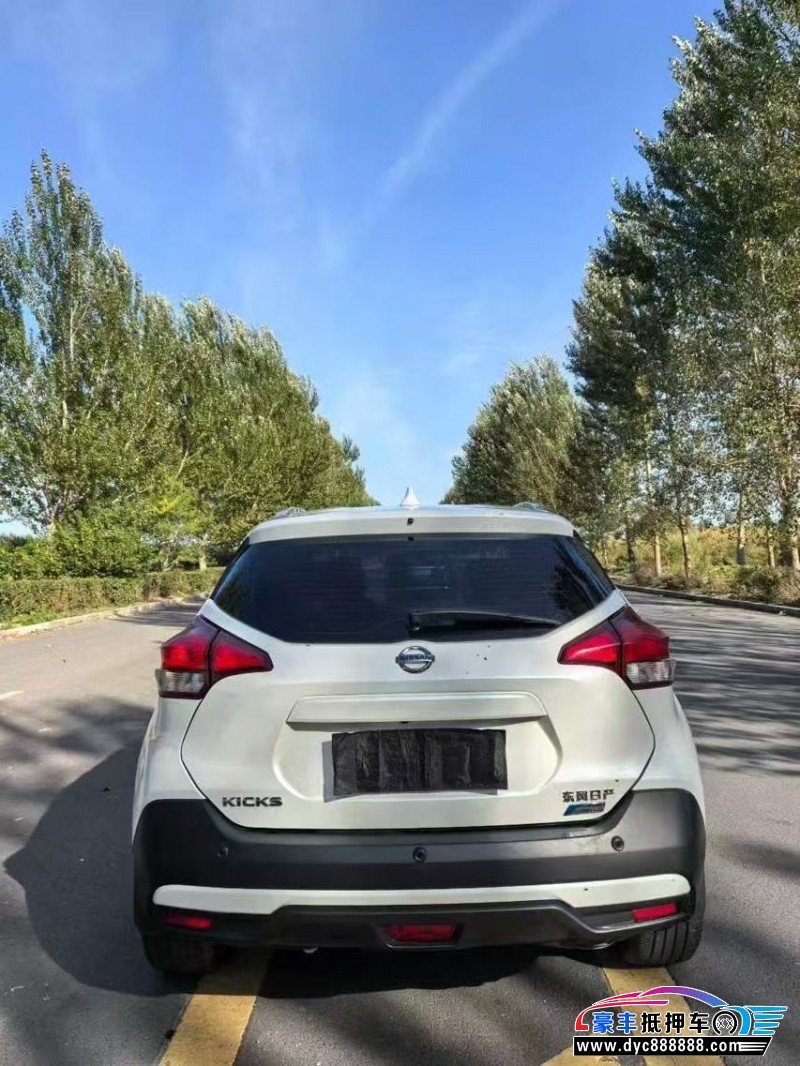 19年日产劲客轿车抵押车出售