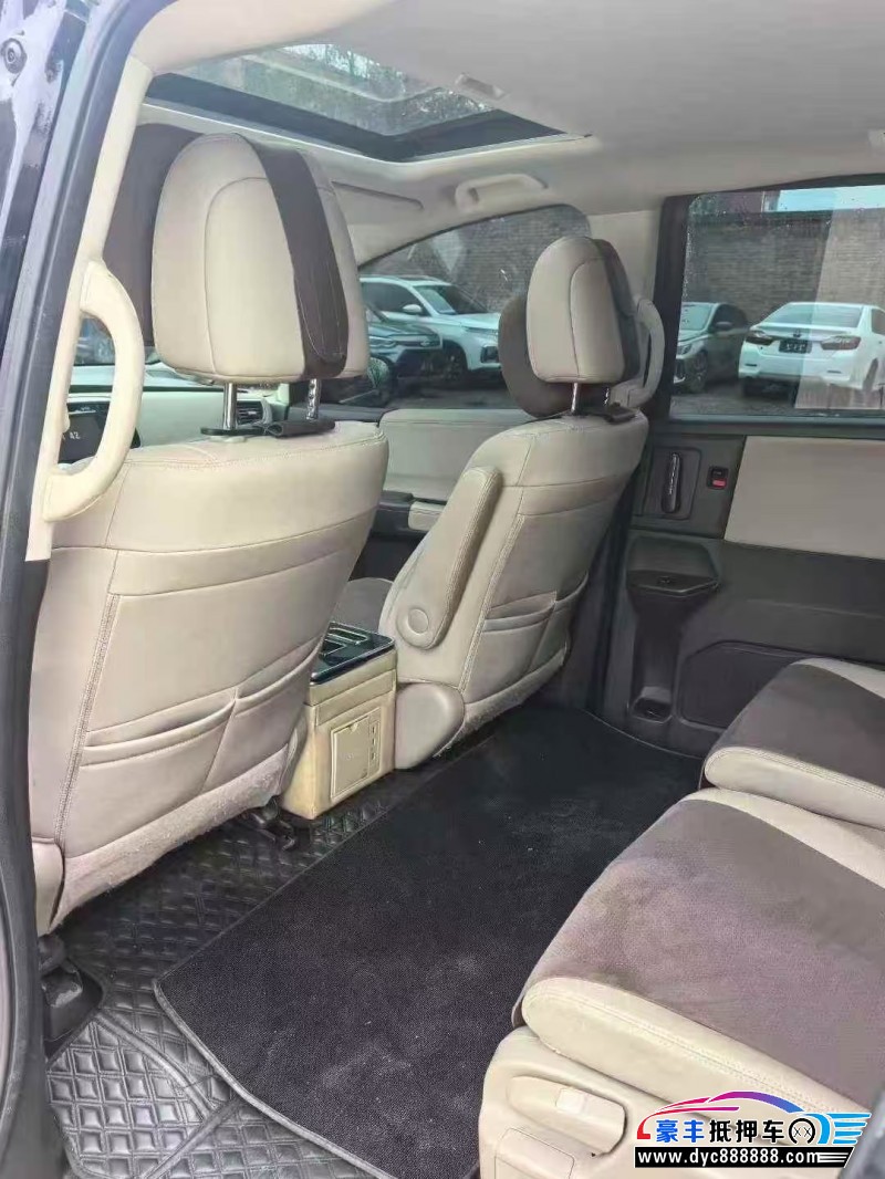 18年本田奥德赛轿车抵押车出售