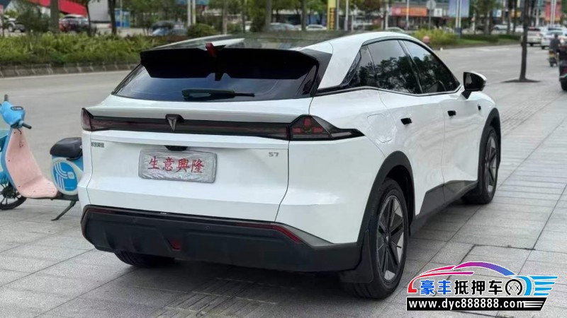 23年长安深蓝S7轿车抵押车出售