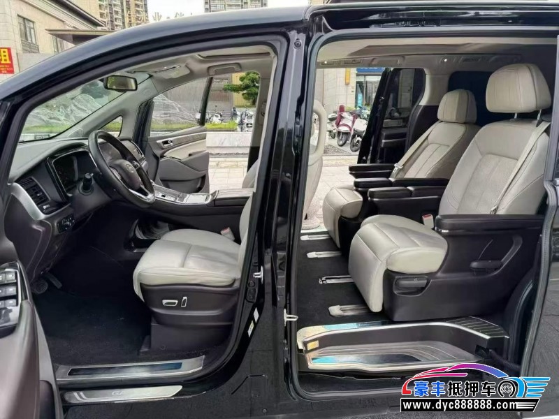 21年传祺M8轿车抵押车出售