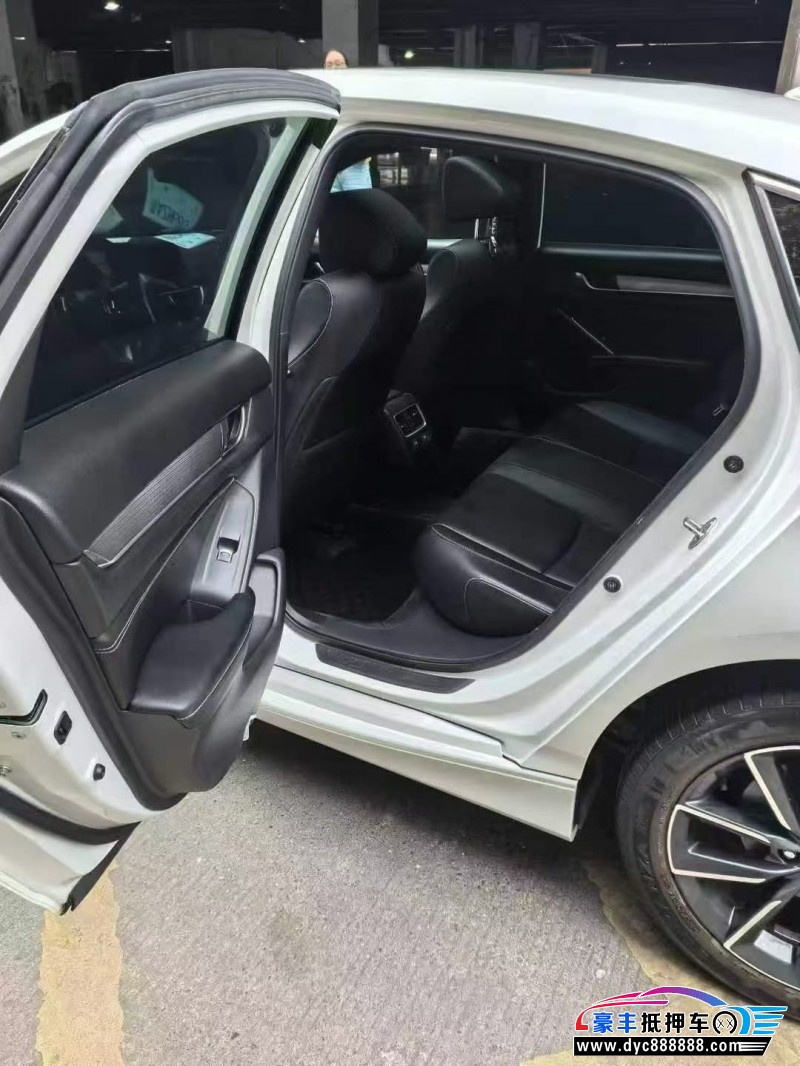 23年本田英诗派轿车抵押车出售