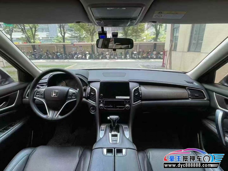 21年本田冠道轿车抵押车出售